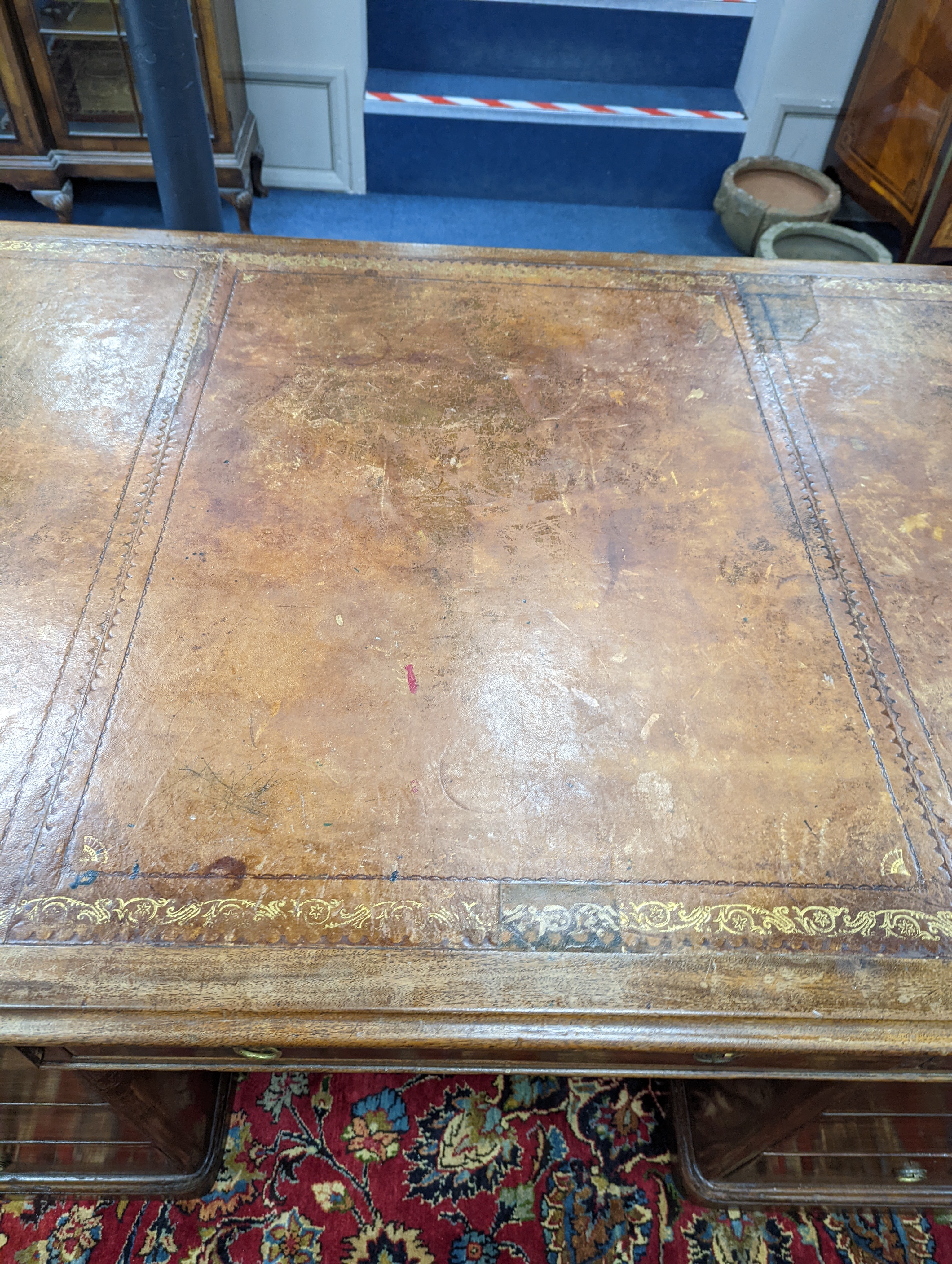 A Victorian mahogany pedestal partner's desk, length 152cm, depth 98cm, height 78cm